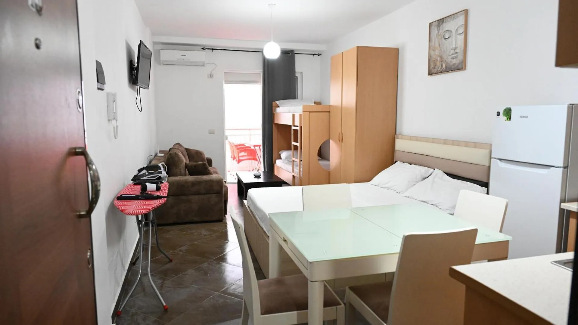 Sunset Apartments - Shëngjin 0*,